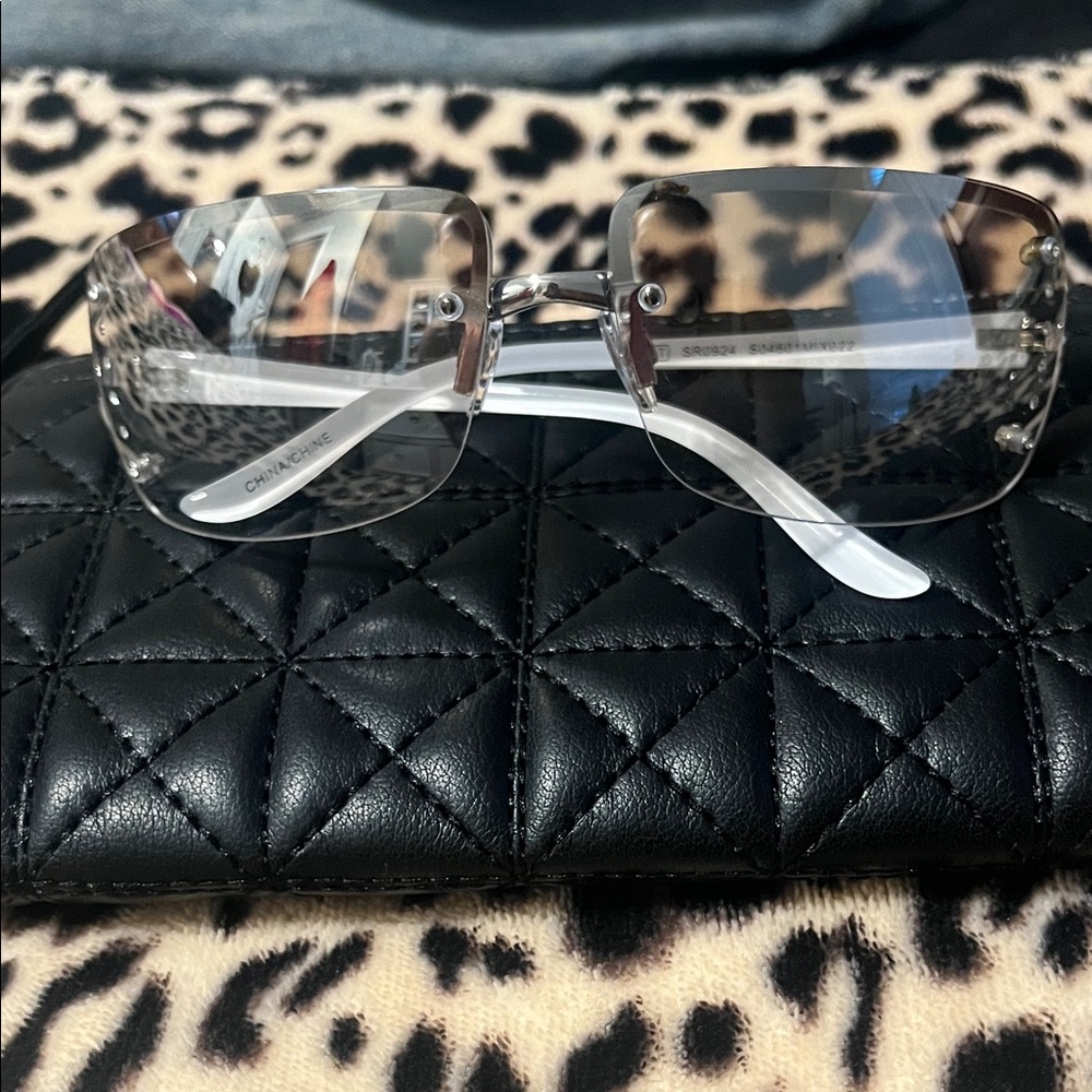 ๐๐ถ๏ธ Urban Outfitters denim cross body bag, wristlet & sunglasses ๐ถ๏ธ๐ - Picture 3 of 7